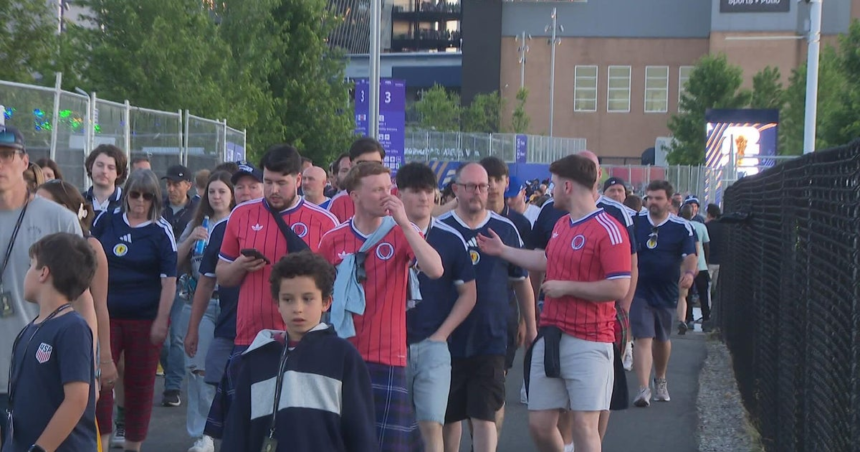 Tartan Army devastated to leave Boston after World Cup matches, "You've been the best hosts" – CBS News
