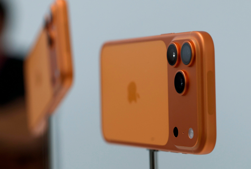 Apple Loop: iPhone 18 Pro Pricing, Mystery AirPods Update, iPhone Ultra Delayed – Forbes