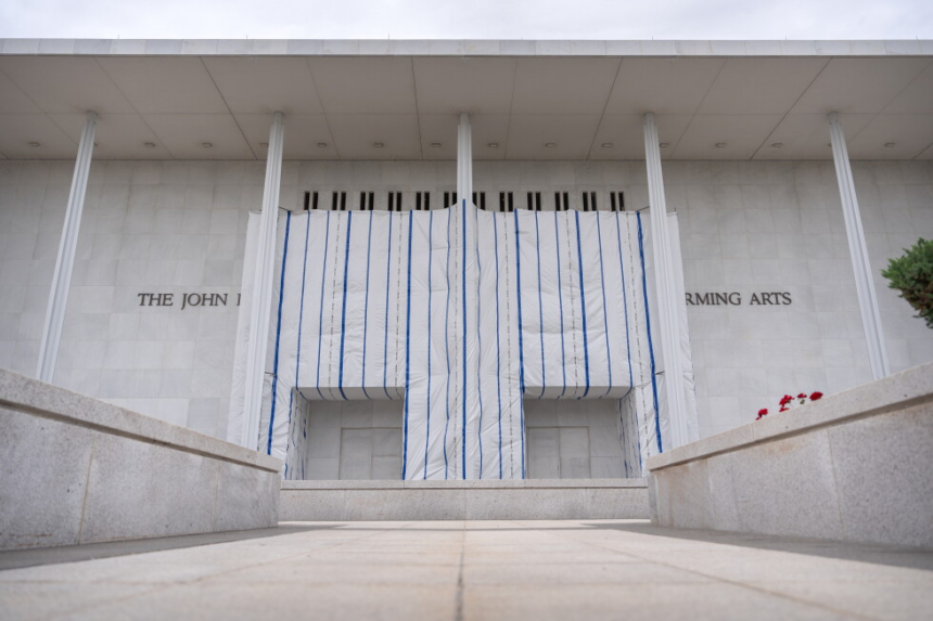 wp-header-logo-2545.png Kennedy Center says it isn’t required to reschedule shows after judge blocks 2-year closure – AP News