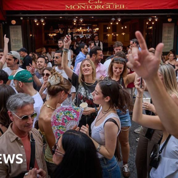 France bans alcohol consumption at music festival events under red headwave alert – BBC