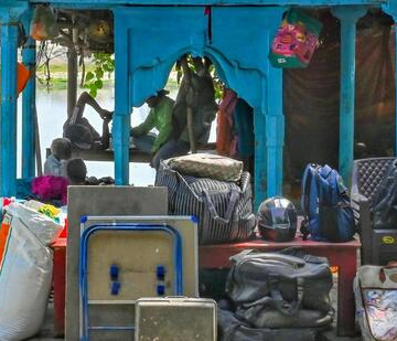 wp-header-logo-2768.png Eviction scare in Delhi’s Yamuna Bazaar, 60 families leave | Latest News Delhi – Hindustan Times