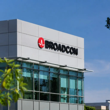 Broadcom stock rebounds into holiday weekend as AI-chip debate stays hot – TechStock²