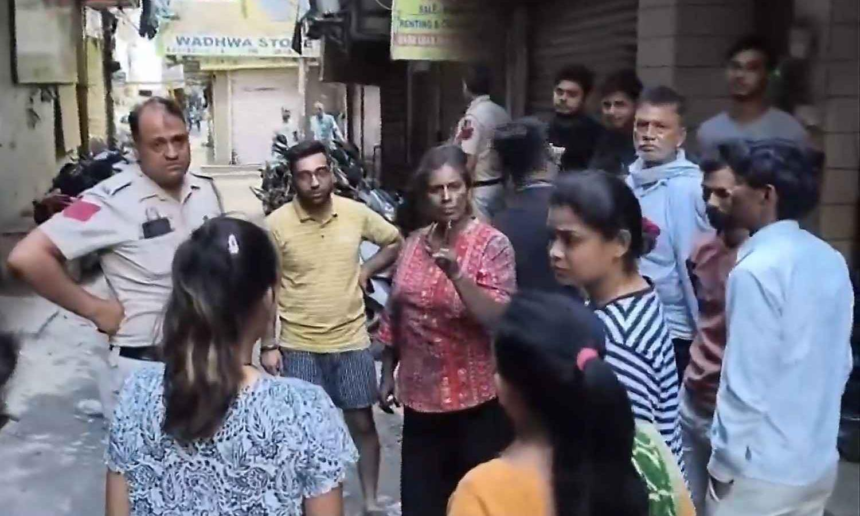 Delhi building fire: 'Save us' cries, residents used sarees to escape through windows – The Federal