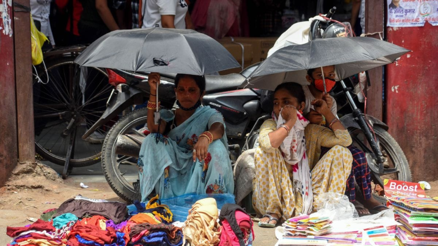 Delhi street vendors spend decades without a voice. They may soon get to elect their own representatives – ThePrint