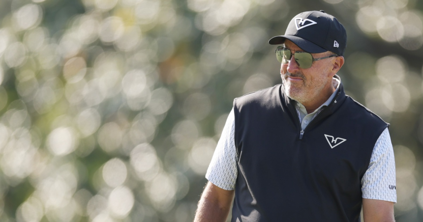 Golf legend Phil Mickelson kicked out from California club after misconduct allegations, Golf Digest reports – NBC News