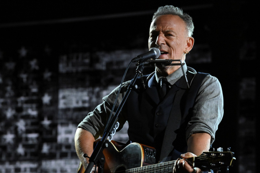 Bruce Springsteen, U2, Stevie Wonder, More Stars to Perform at Obama Presidential Center's Opening – Rolling Stone