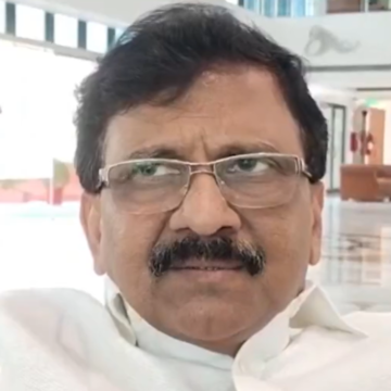 'Don't edit it': Abuse flies at live press conference in New Delhi as Sanjay Raut targets rebel Shiva Sen – The Times of India