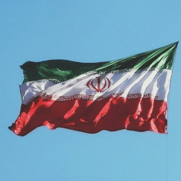 Viral image of Iran footballer holding pink school bag is AI – Full Fact
