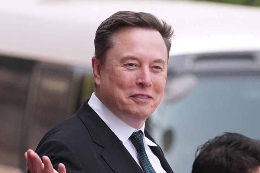 SpaceX stock soars in debut and makes Elon Musk the first trillionaire – AP News