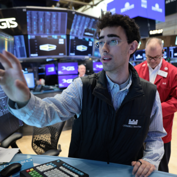 Stocks end higher as SpaceX soars in debut, U.S.-Iran deal nears – CNBC