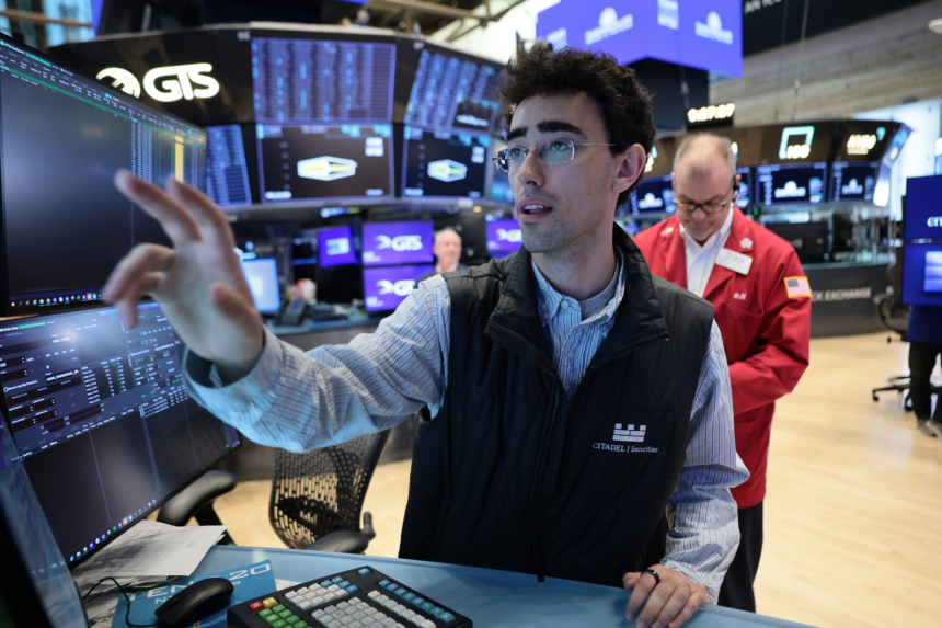 Stocks end higher as SpaceX soars in debut, U.S.-Iran deal nears – CNBC