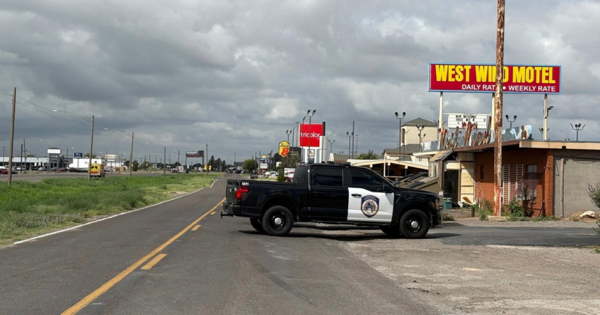 wp-header-logo-659.png At least 1 killed, 9 hospitalized in shooting in Midland, Texas; suspect dead, officials say – CBS News