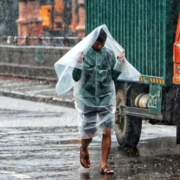 wp-header-logo-689.png Severe thunderstorm batters Delhi-NCR; IMD issues red alert, warns of 100 kmph gusts – The Indian Express