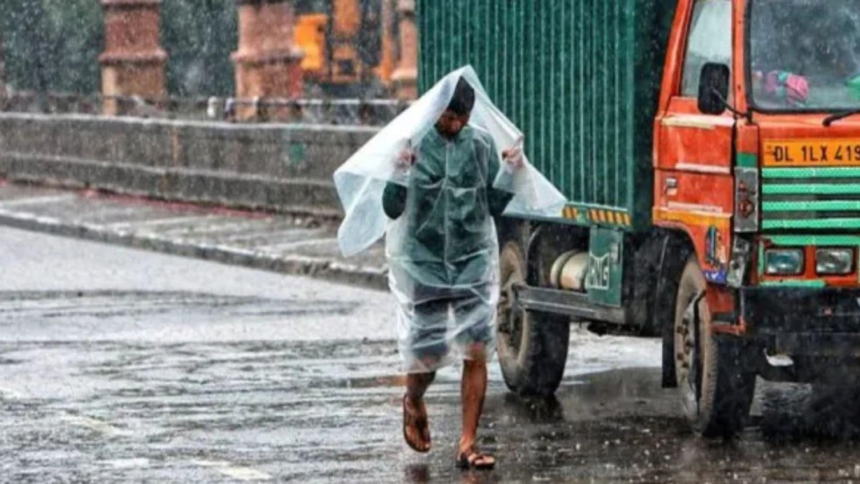 Severe thunderstorm batters Delhi-NCR; IMD issues red alert, warns of 100 kmph gusts – The Indian Express