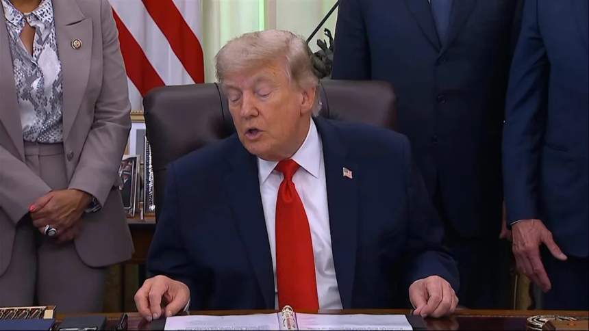 Trump calls off latest threats to strike Iran, citing a breakthrough in talks to end the war – Yahoo News Canada