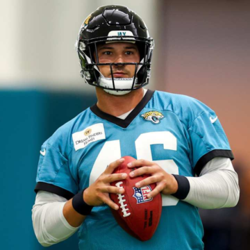 NFL news roundup: Jaguars make Ross Matiscik highest-paid long snapper in league – NFL.com