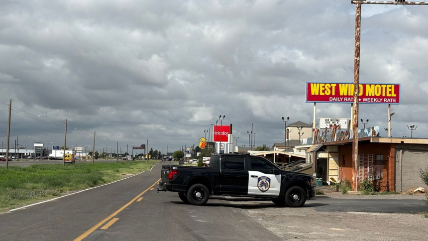 At least 11 injured, 1 dead in shooting in Midland; suspect also dead – Spectrum News