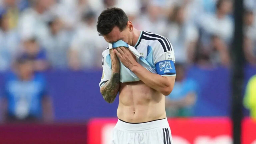 wp-header-logo-879.png New claim about Jorge Messi’s health reframes Lionel Messi’s World Cup Tears