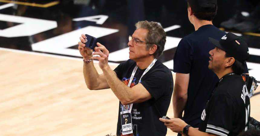 Ben Stiller announces multi-part New York Knicks documentary – CBS News