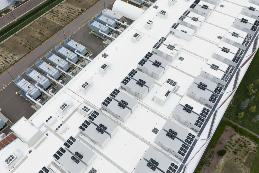 Federal regulators back Trump's plan to speed power to energy-hungry AI data centers – WRAL