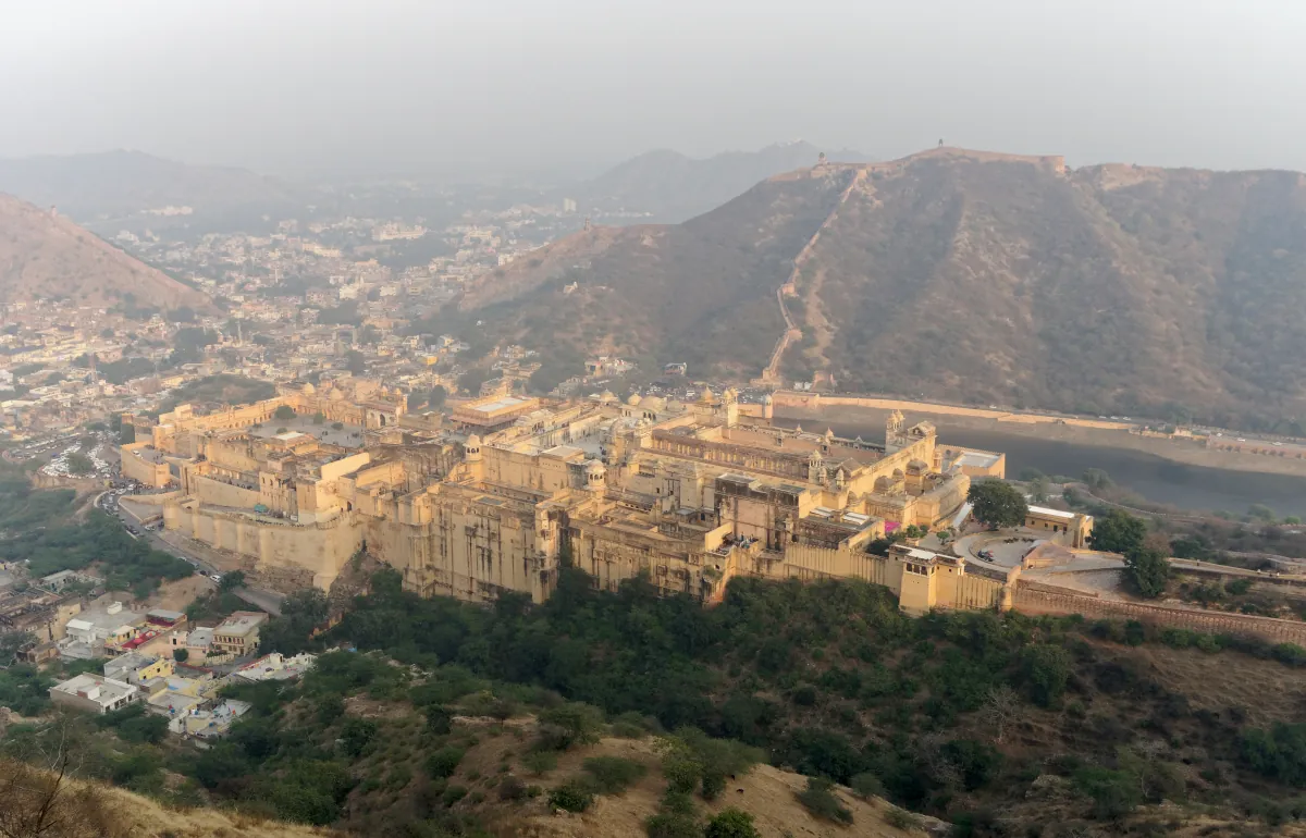 Jaipur hills seen from Jaigarh Fort, a Pirelli Calendar 2027 India shoot location